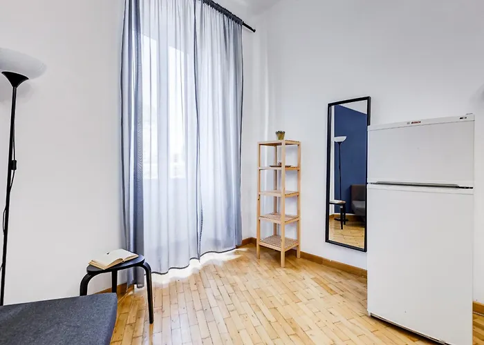 6 - Guest By Colosseum Apartment *