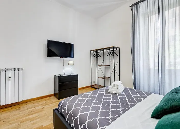 6 - Guest By Colosseum Rom